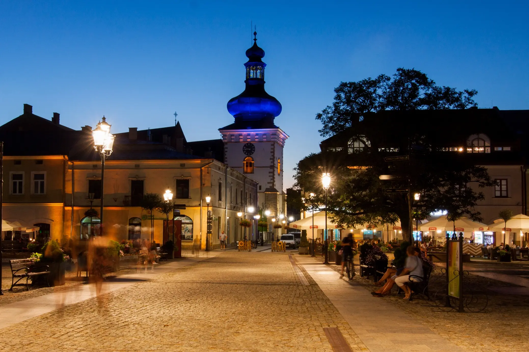 Miasto, rynek, wieża farna