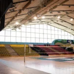 Wnętrze Areny Sportowej, widok na siatkę 2
