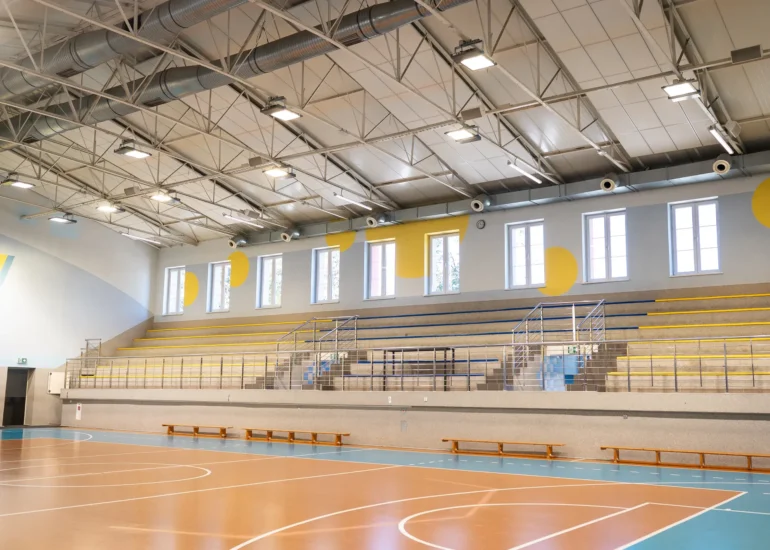 Boisko hali sportowej