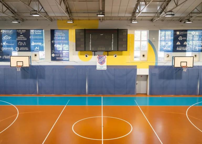 Tablica wyników hali sportowej
