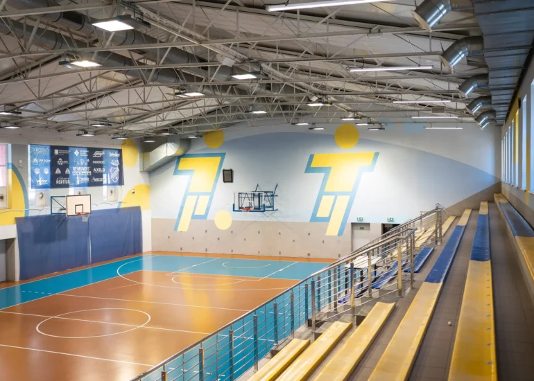 Trybuna hali sportowej